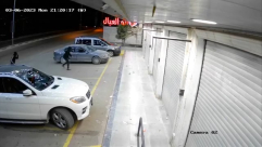 شاهد: لحظة هجوم المستوطنين على أحد المحال التجارية في حوارة